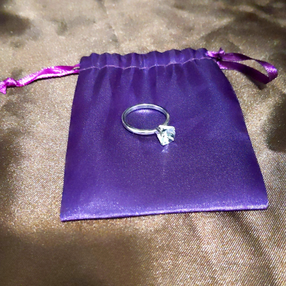 Sterling silver cubic zirconia ring